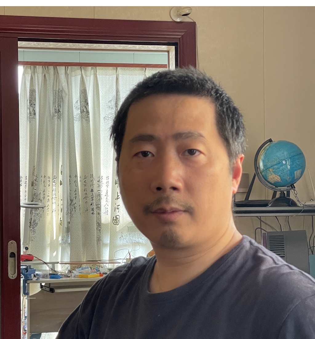成都站 余江林 